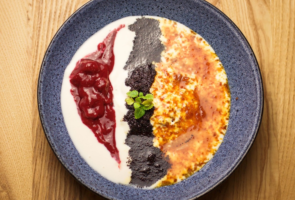 Гранола с ряженкой, вишней и маком 290 г Гранола с ряженкой, вишней и маком 290 г